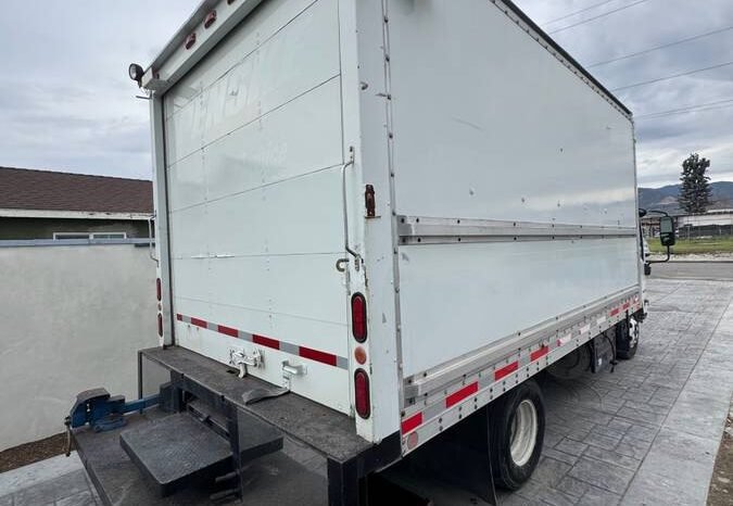 
								2014 Isuzu npr HD disele box truck full									
