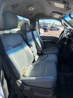 
										2016 Ford F-550 Super Duty 6.8 V10 full									