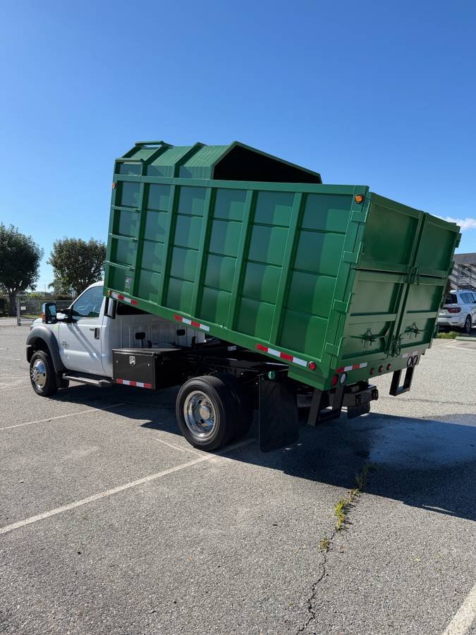 2012 Ford F550 Super Duty Diesel 6.7 V8