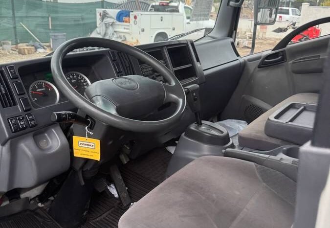 
								2014 Isuzu npr HD disele box truck full									