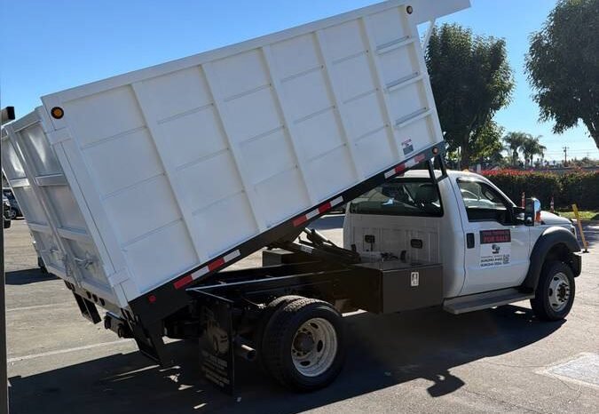 
								2016 Ford F-550 Super Duty 6.8 V10 full									