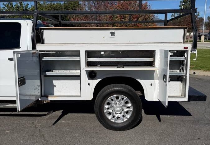 
								2017 Chevrolet Silverado 2500HD – $19,900 (Covina) full									