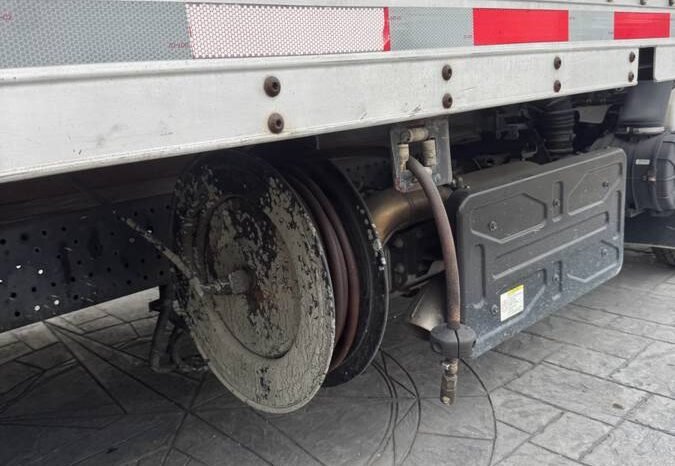 
								2014 Isuzu npr HD disele box truck full									