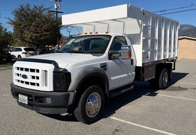 
								2008 Ford F450 6.8 V10 gas full									