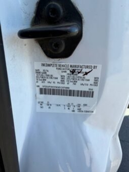 
										2016 Ford F-550 Super Duty 6.8 V10 full									