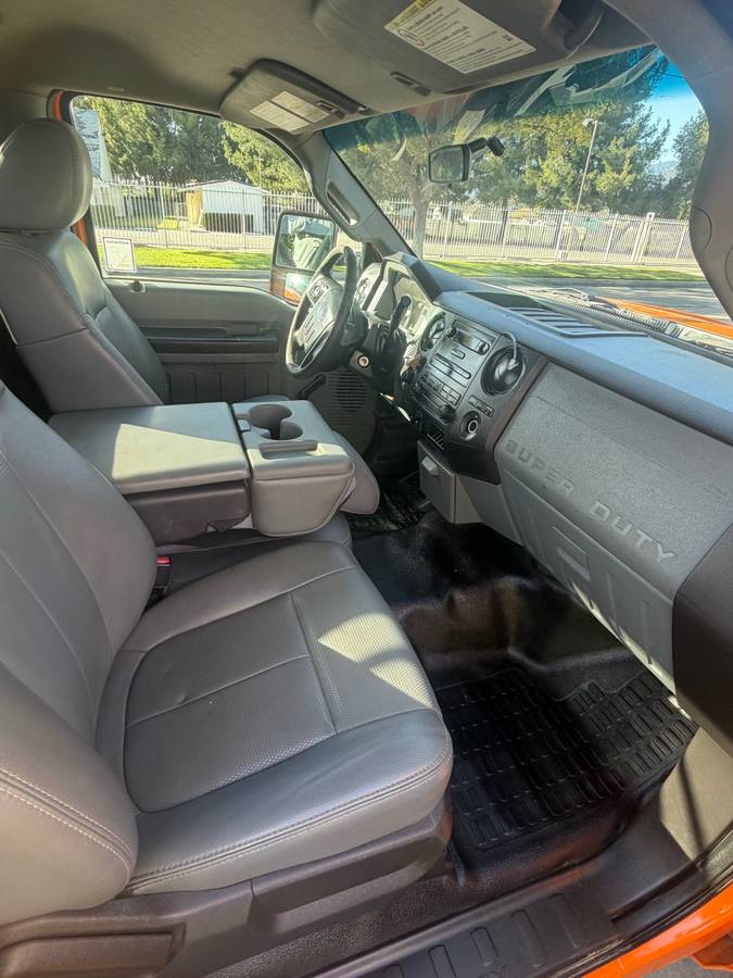 
								2011 Ford F250 Super Duty 6.2V8 full									