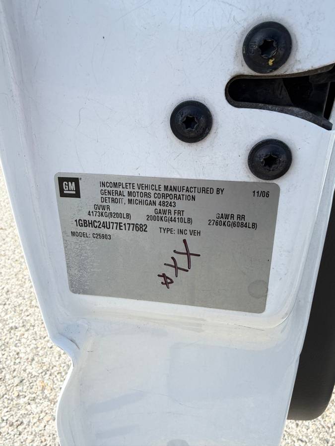 
								2006 Chevrolet Silverado 2500 full									