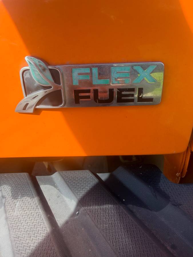 
								2011 Ford F250 Super Duty 6.2V8 full									