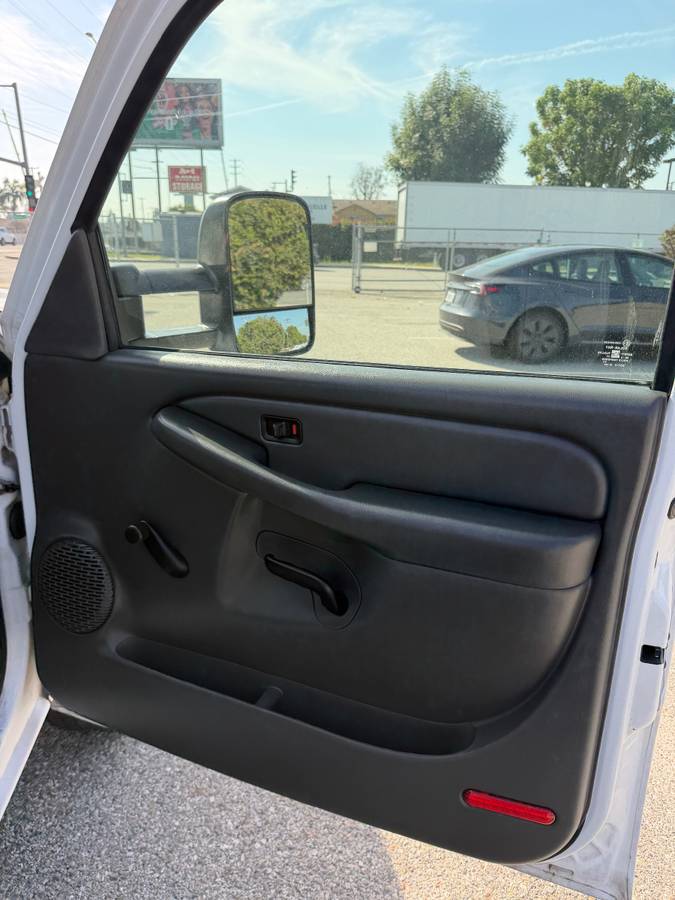 
								2006 Chevrolet Silverado 2500 full									