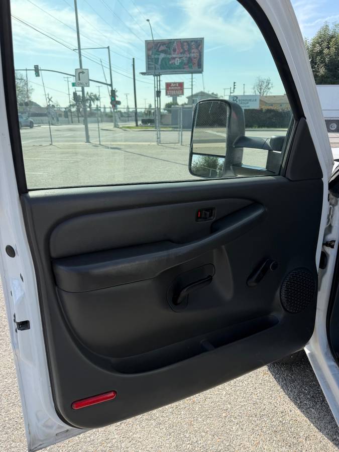 
								2006 Chevrolet Silverado 2500 full									