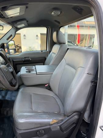 
								2012 Ford F-250 XL Service Truck for Sale – Utility Bed with Ladder Rack – L – $16,900 (Irwindale) full									