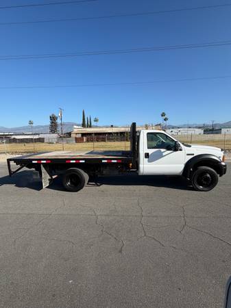 2007 Ford F-450 Flatbed Truck for Sale – 6.8L V10 Gas – Liftgate – Irwinda – $7,900 (Irwindale)