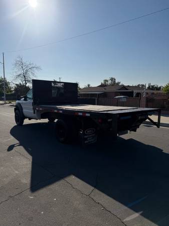 
								2007 Ford F-450 Flatbed Truck for Sale – 6.8L V10 Gas – Liftgate – Irwinda – $7,900 (Irwindale) full									