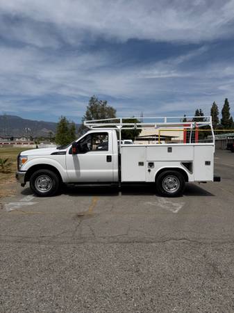 2016 Ford F-250 Service Truck for Sale – Utility Bed with Ladder Rack – 110K – $17,900 (Irwindale)