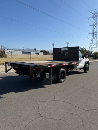 2007 Ford F-450 Flatbed Truck for Sale – 6.8L V10 Gas – Liftgate – Irwinda – $7,900 (Irwindale)