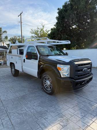 2012 Ford F-250 XL Service Truck for Sale – Utility Bed with Ladder Rack – L – $16,900 (Irwindale)