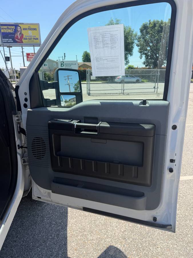 
								2012 Ford F250 Super Duty – $14,900 (Irwindale) full									