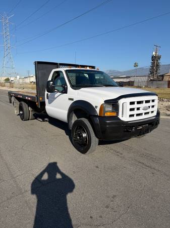 2007 Ford F-450 Flatbed Truck for Sale – 6.8L V10 Gas – Liftgate – Irwinda – $7,900 (Irwindale)