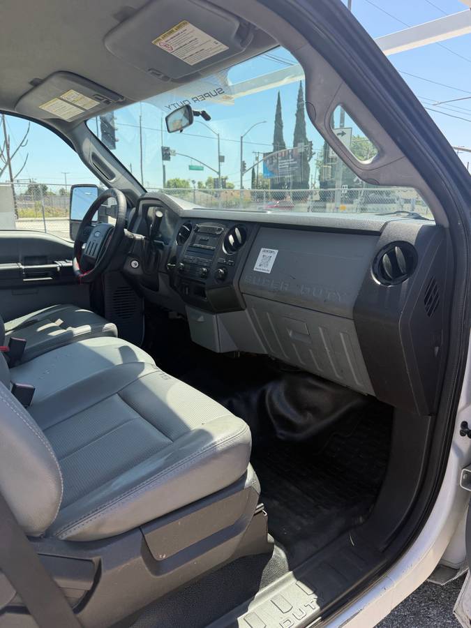 
								2012 Ford F250 Super Duty – $14,900 (Irwindale) full									