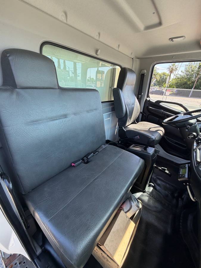 
								2018 Hino 258 Refrigerated Box Truck – $32,900 (Irwindale) full									