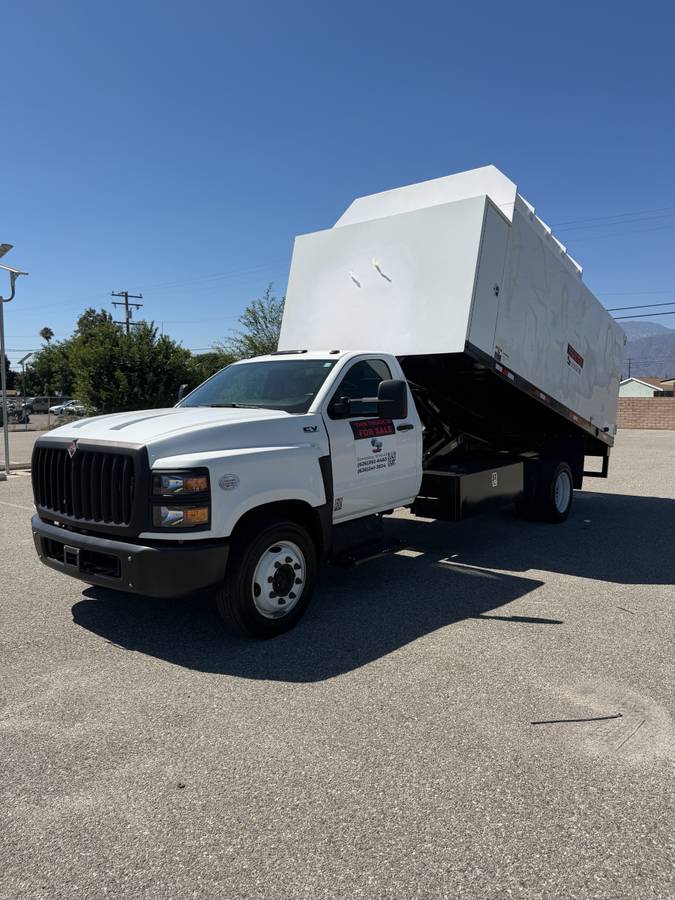 2021 International CV Duramax Dump Truck – $49,900 (West Covina)
