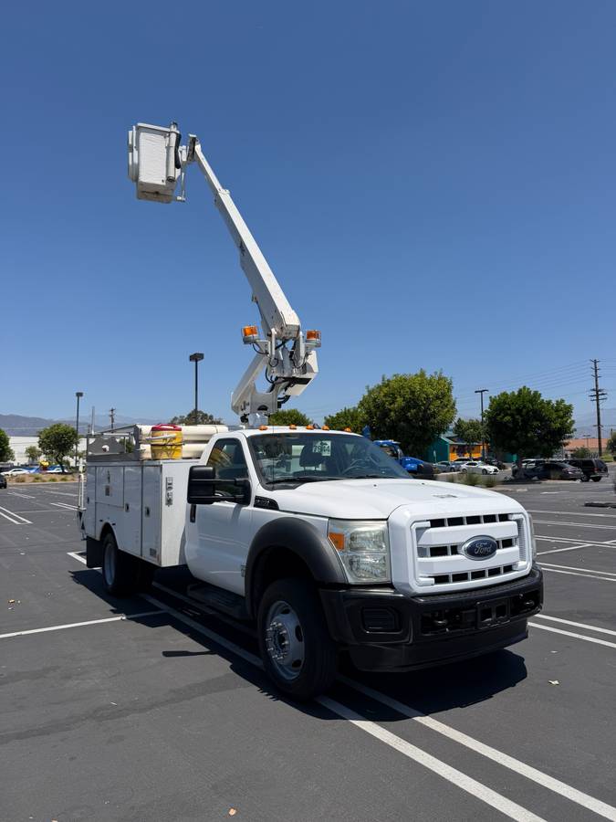 2012 Ford F-450 Super Duty Altec Bucket Truck – $16,900 (West Covina)